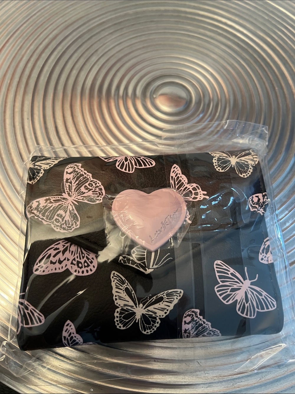 BETSEY JOHNSON NWT Black Wallet with Pink Butterfly Print and Heart Clasp